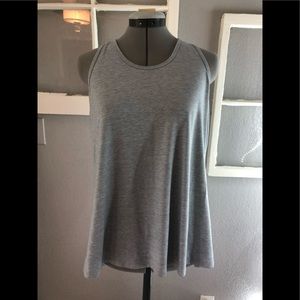 ATHELETA CROSS BACK TANK TOP. Grey/blue. MED